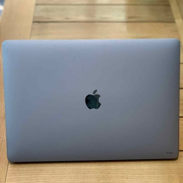 Hình ảnh của Macbook Pro Retina 15 inch 2018 Touchbar - MR942