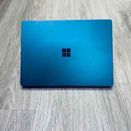 Hình ảnh của Surface Laptop 2 i5 256GB SSD